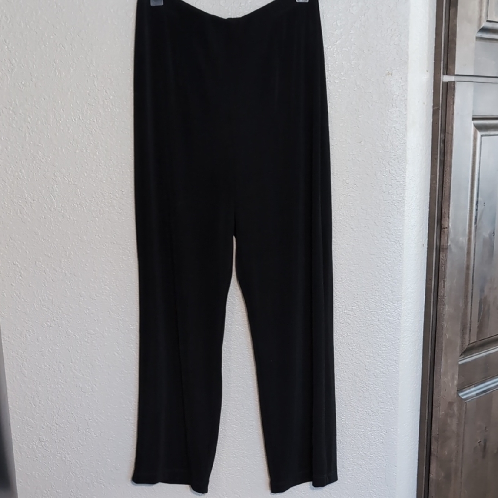 New Chico's Traveler's No Tummy Pants (Size 2)
